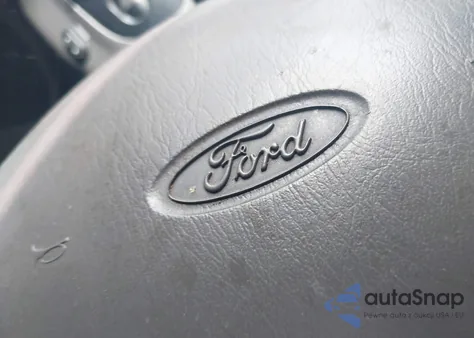 2002 Ford F-150 Lariat/Xlt z USA, uszkodzony, nr VIN 1FTRW08L62KC77375